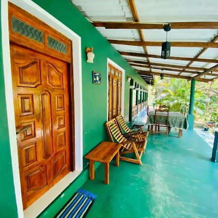 Rock Lake Home Stay Sigiriya Eksteriør billede