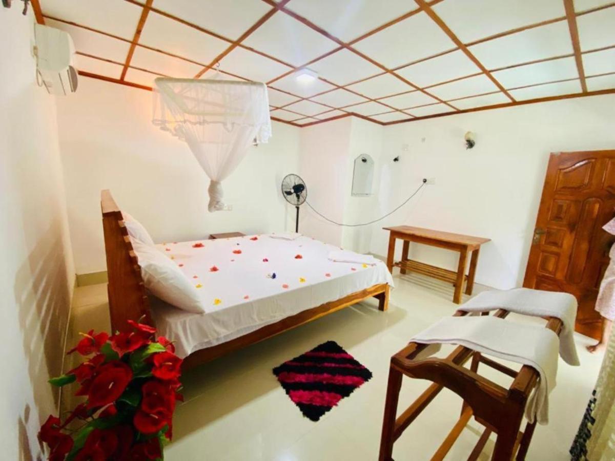 Rock Lake Home Stay Sigiriya Eksteriør billede