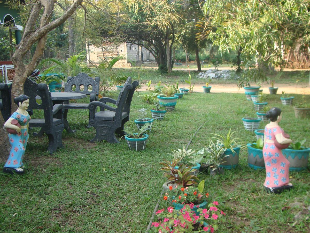 Rock Lake Home Stay Sigiriya Eksteriør billede