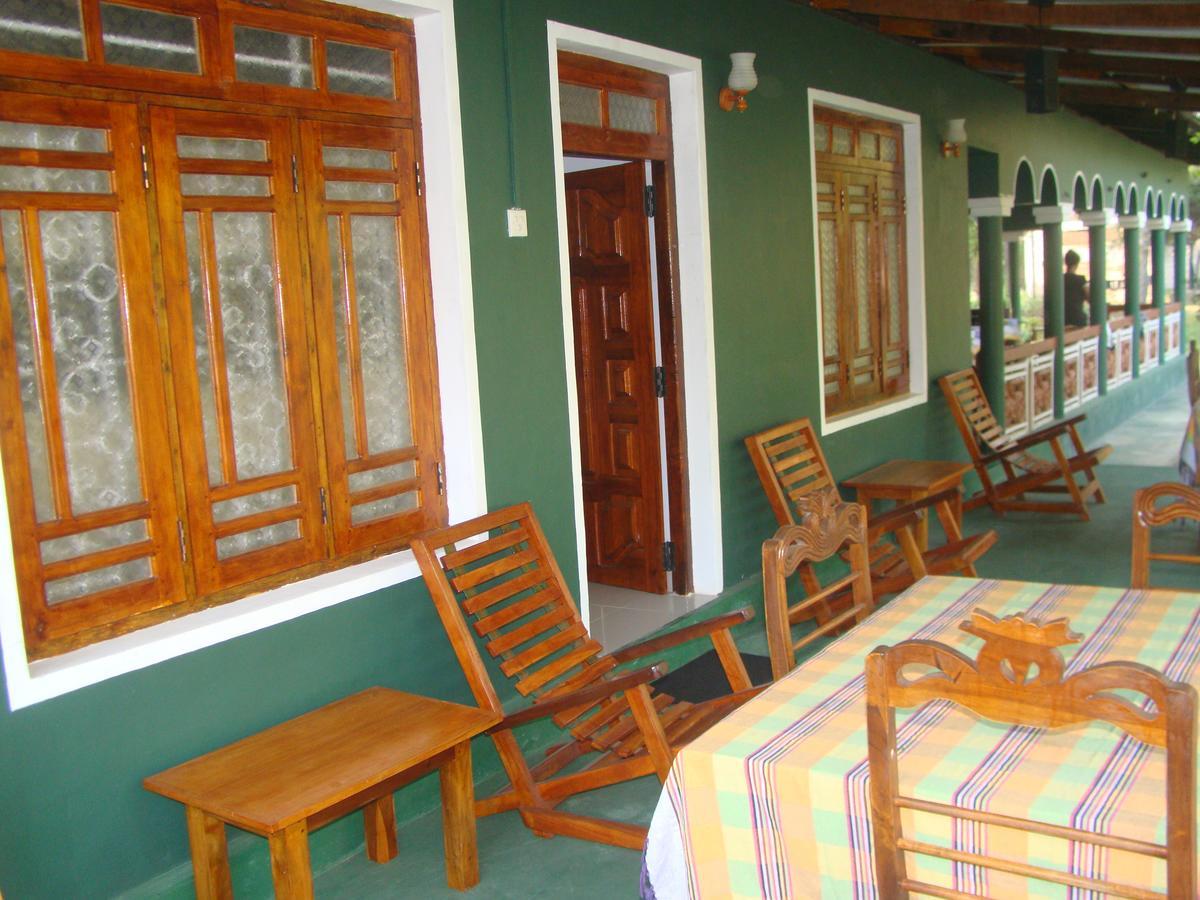 Rock Lake Home Stay Sigiriya Eksteriør billede